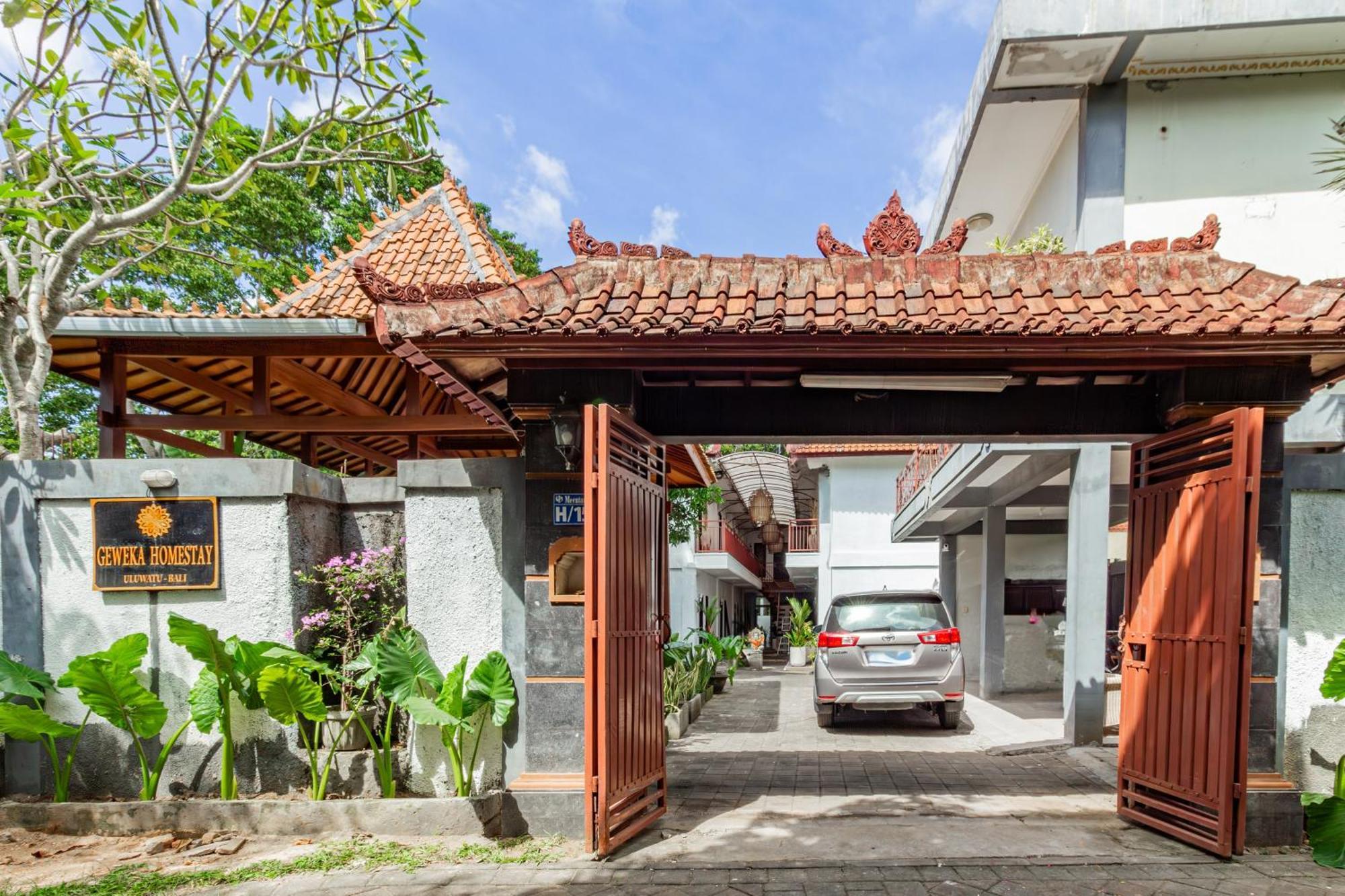 Capital O 93944 Geweka Homestay Jimbaran Dış mekan fotoğraf
