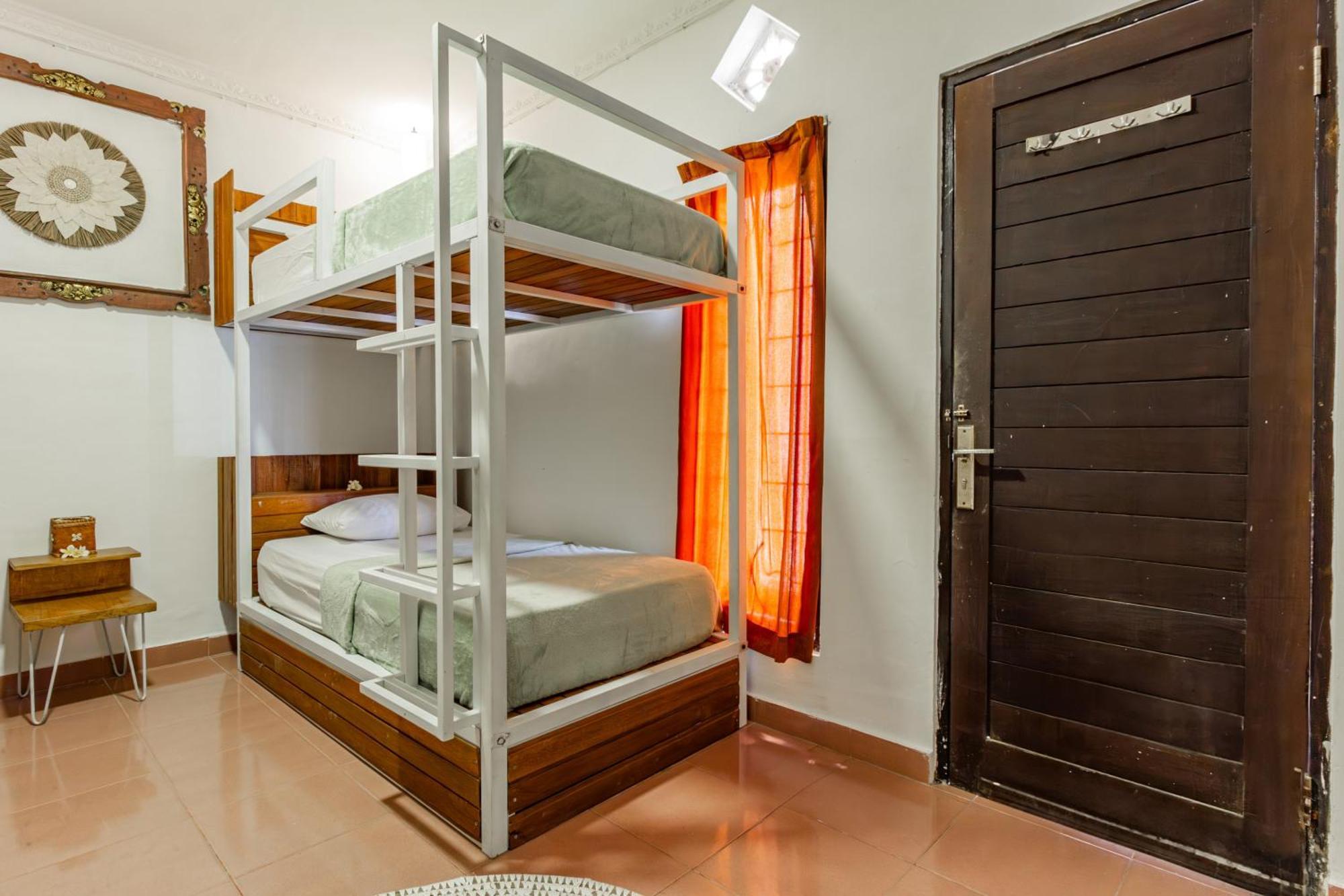 Capital O 93944 Geweka Homestay Jimbaran Dış mekan fotoğraf